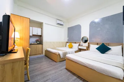 슈페리어 패밀리룸 — Phan Bùi Viện Street Home